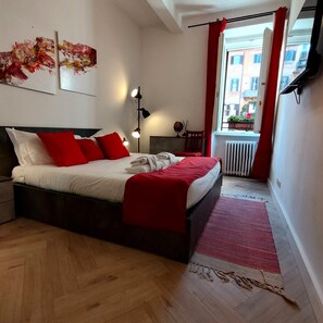 2 Schlafzimmer, Schreibtisch, Bügeleisen/Bügelbrett, kostenloses WLAN