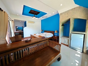 Honeymoon Studio Suite, Non Smoking, Mountain View | Desk, laptop workspace, free WiFi - The Moon Rabbit Resort Pai (Pai)