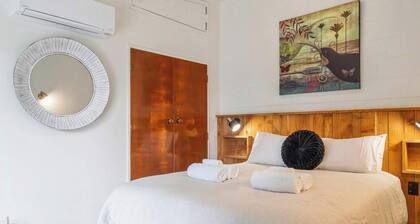 Inn Manahi - Lake Views, Cosy Retreat for 2