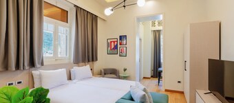 บราสเบลล์ แซมาเล็ค ไฮ ซีลลิ่ง สตูดิโอส์