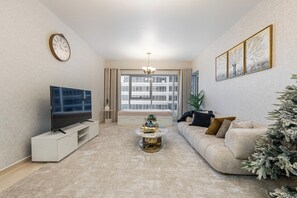TV - Elegant 1BR Apartment in Dubai  Luxury Stay (Dubai)