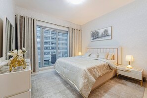 1 bedroom, iron/ironing board, WiFi, bed sheets - Elegant 1BR Apartment in Dubai  Luxury Stay (Dubai)