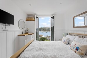 4 chambres, fer et planche à repasser, Wi-Fi gratuit, draps fournis