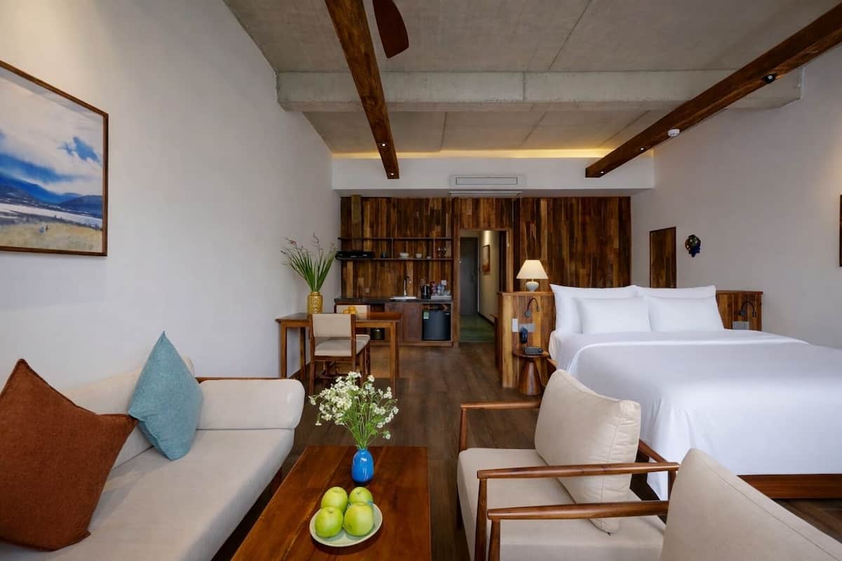 Suíte estúdio superluxo | Frigobar, escrivaninha, espaço de trabalho para notebook