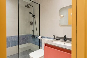 华丽开间, 阳台 | 浴室