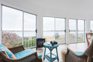 Smart TV, fireplace, books - Cape Cod Waterfront Oasis with Sunlit Great Room (Barnstable)