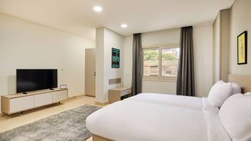 Standard Studio, Courtyard View | Free WiFi, bed sheets