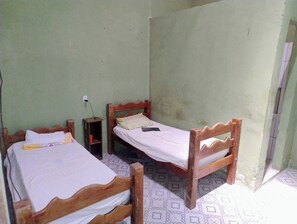 Economy Shared Dormitory | Free WiFi