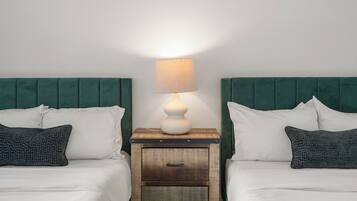 2 bedrooms, desk, iron/ironing board, travel cot