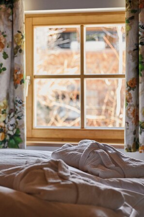 In-room safe, free WiFi - Appartement Omesberg 1 (Lech am Arlberg)