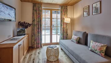 In-room safe, free WiFi