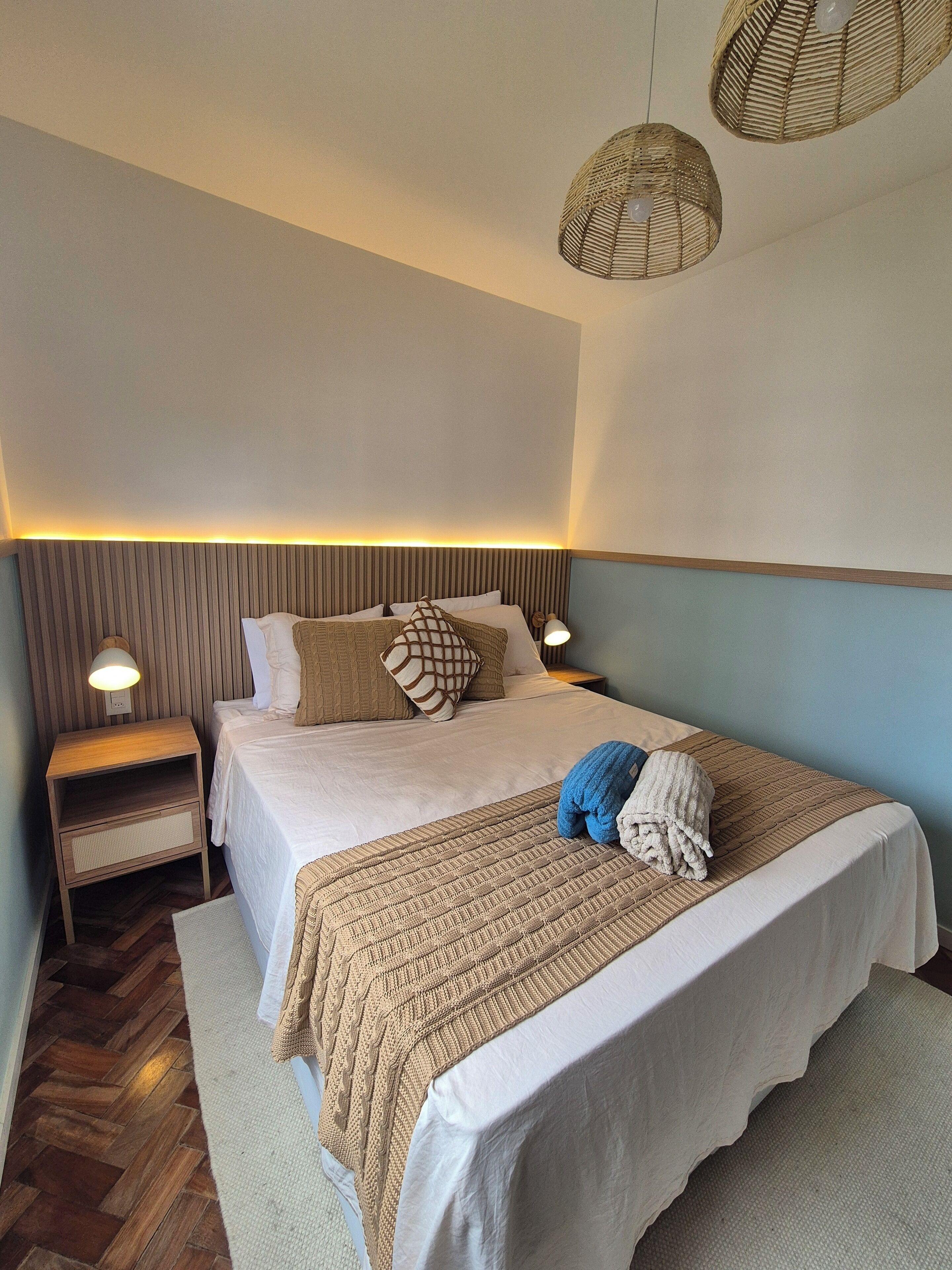 2 bedrooms, desk, iron/ironing board, free WiFi