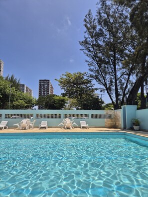 Outdoor pool - Praiapê | Brand new in Barra with beach access (Rio de Janeiro)