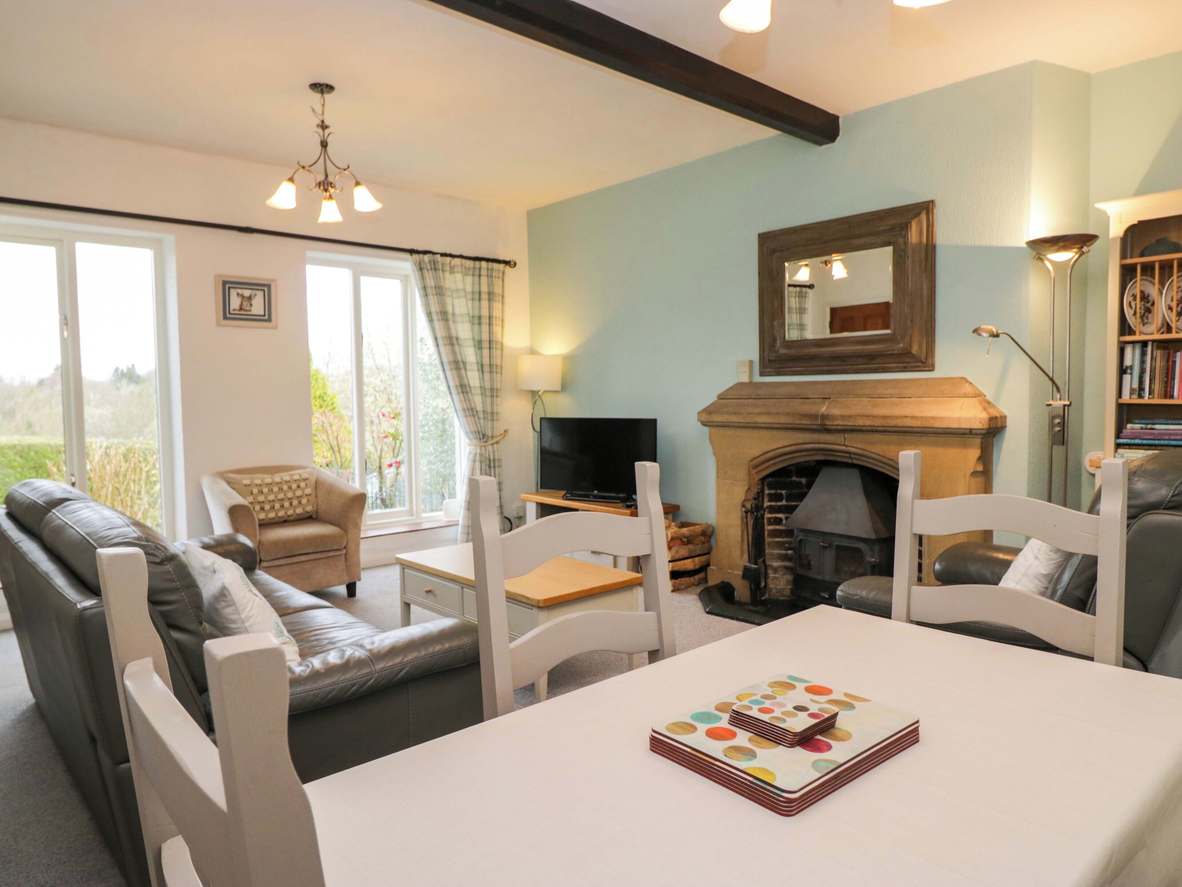 School Cottage, Family Friendly, With Open Fire In Troutbeck Bridge - Windermere, UK