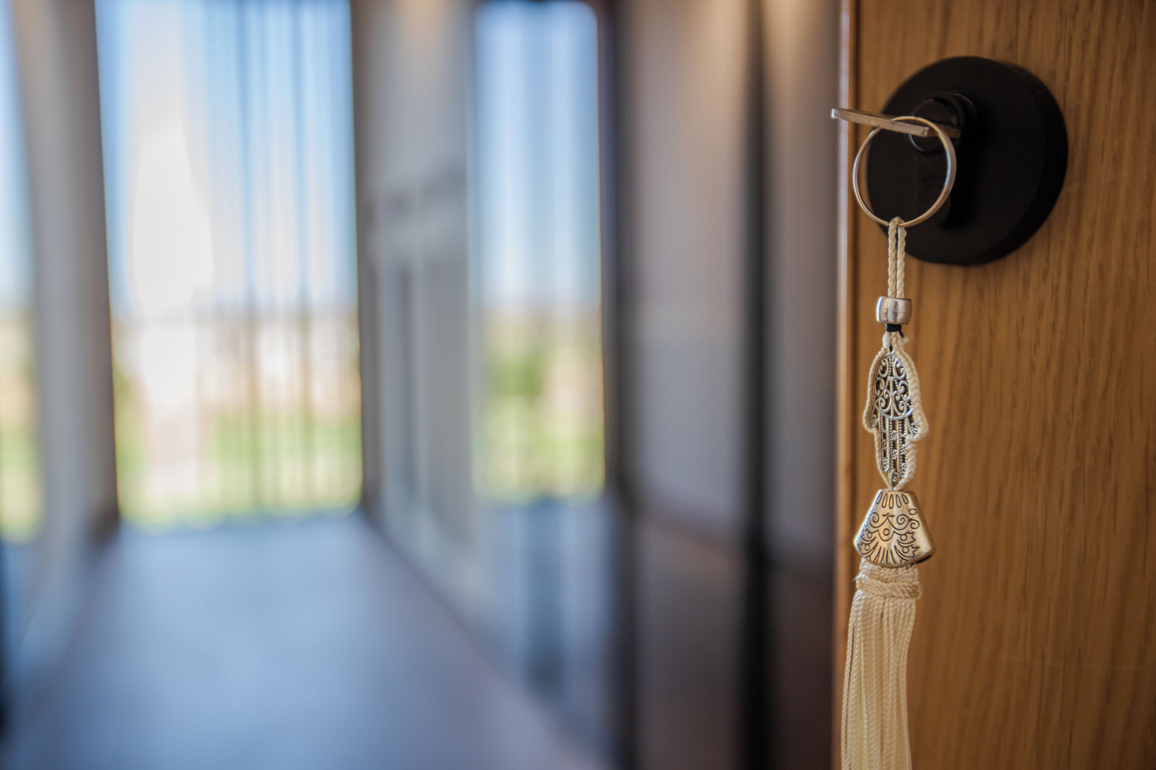 遮光カーテン、アイロン / アイロン台、WiFi (無料)