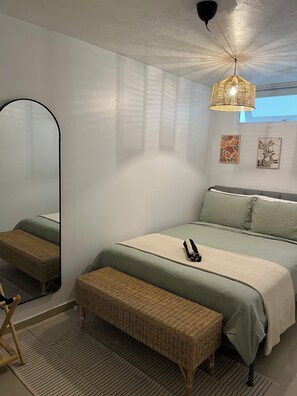 3 bedrooms, iron/ironing board, free WiFi, bed sheets - Tranquil 3-bedroom house with AC in Carolina (Carolina)