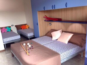 อพาร์ทเมนท์, 1 ห้องนอน, ระเบียง | 2 ห้องนอน