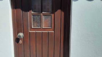 Entrada al alojamiento