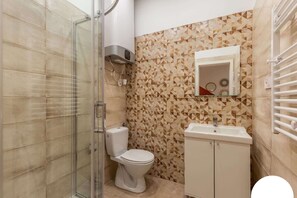 Shower, hair dryer - Cute apartment in Akacfa st, Moon (Budapest)