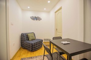 Interior - Cute gallery flat in Dob str, Mars (Budapest)