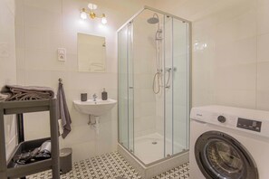 Shower, hair dryer - Cute gallery flat in Dob str, Mars (Budapest)