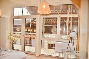 6 camere, Wi-Fi, lenzuola