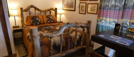 Estúdio luxo | Espaço de trabalho para notebook, ferros/tábuas de passar roupa