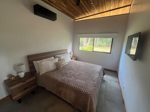 1 camera, accesso a Internet, lenzuola