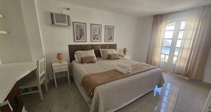 Beach house, luxury condominium, ferry access to the beach - Barra da Tijuca - RJ
