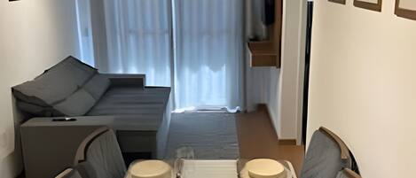 Basic Apartment | Interior