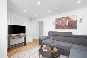 Family Apartment, Patio | Living area - Luxury 3BR 2BA with Hot Tub and Garden (London)