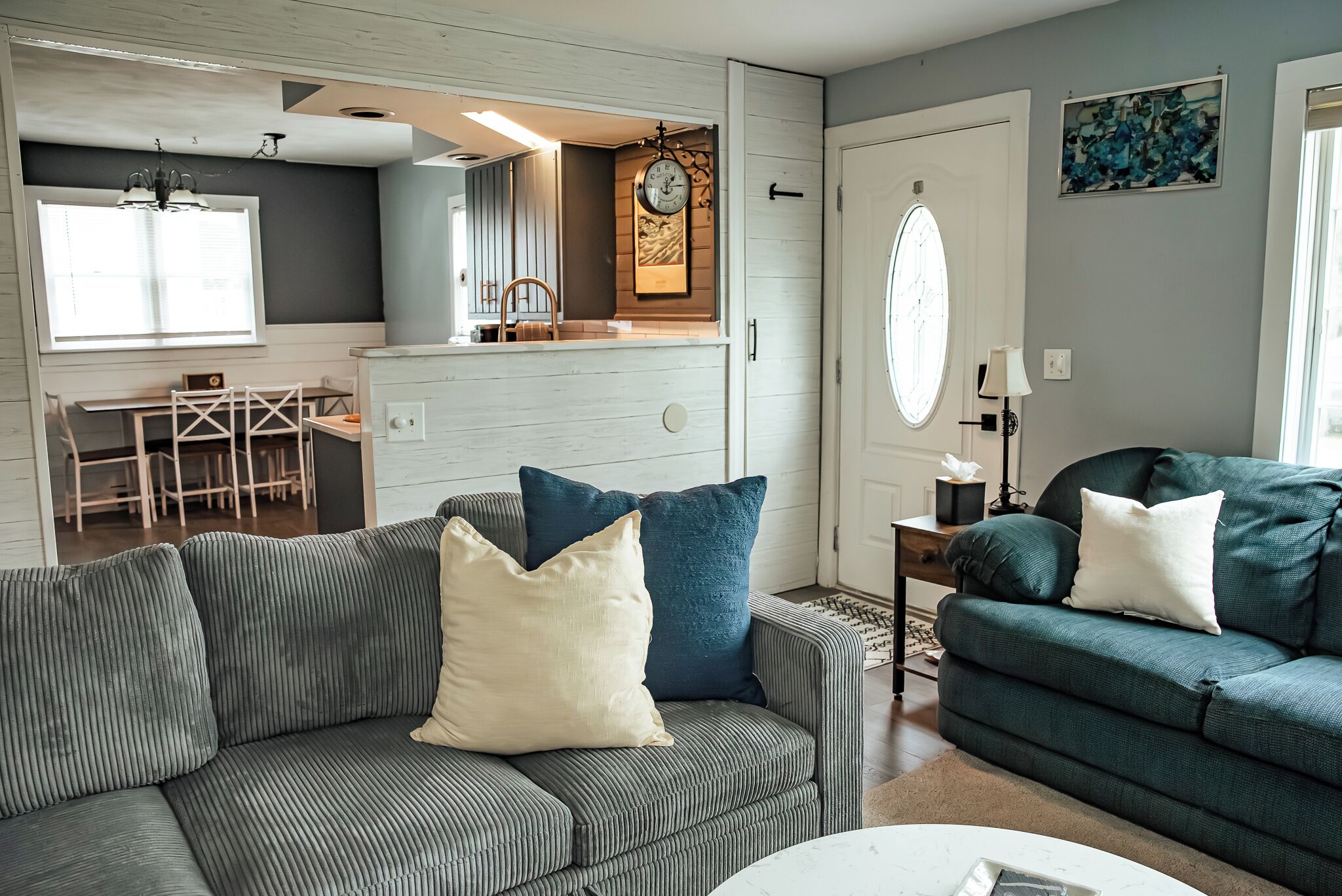 Smart TV, chimenea, videojuegos y reproductor de DVD 