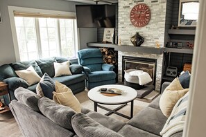 Smart TV, fireplace, video games, DVD player - Finger Lakes LakeView Getaway! Pet Friendly w/ Hot Tub & Expansive Game Room (Auburn)