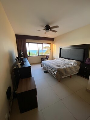 4 bedrooms, WiFi, bed sheets