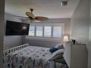 1 chambre, fer et planche à repasser, Wi-Fi, draps fournis
