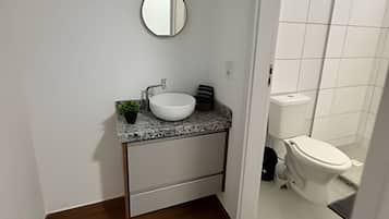 Apartment | Bathroom