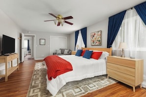 4 bedrooms, desk, iron/ironing board, free WiFi