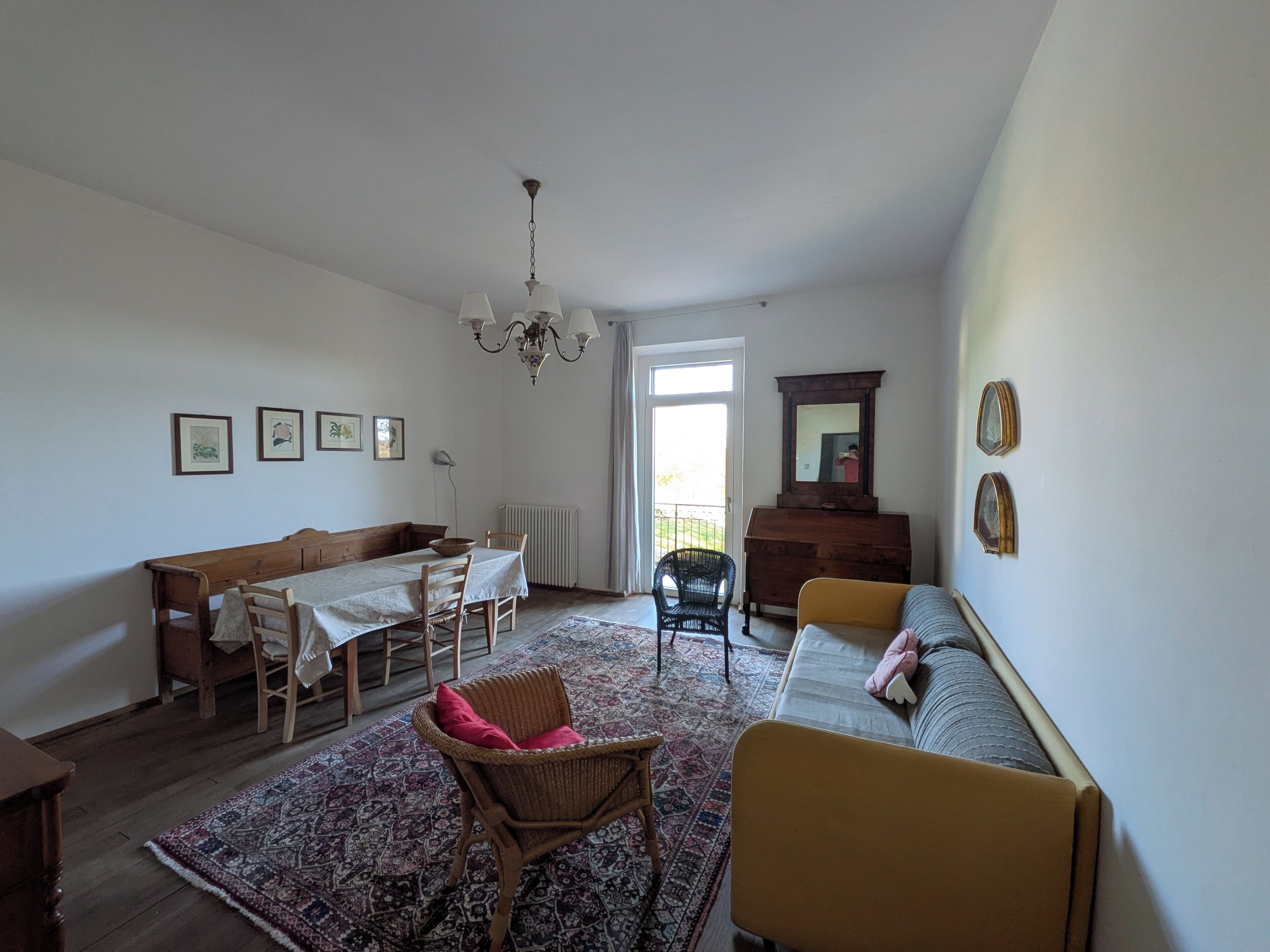 Appartement Classique, 2 chambres, vue colline | Coin séjour