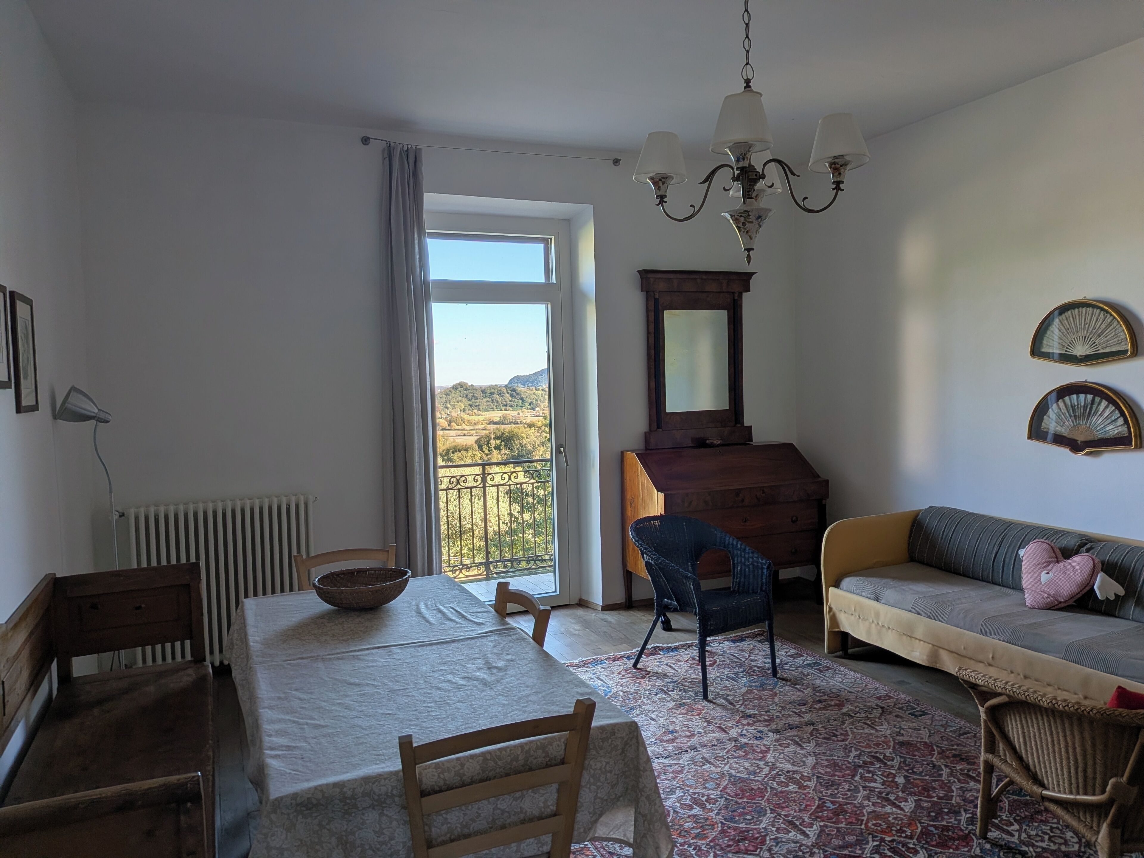 经典公寓, 2 间卧室, 山景 | 起居区