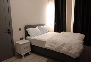 家庭開放式套房, 部分海景 | 加床