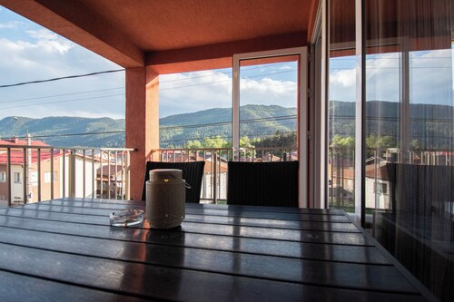 Hyggemate | 1 Bed Room Cozy Apartment in Sarnitsa