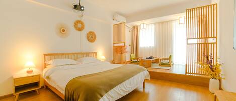Comfort Double Room | Desk, WiFi (free)