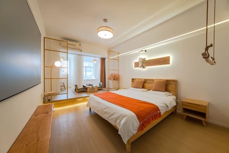 Escritorio y wifi gratis . Xihe Light Luxury Self-service Apartment