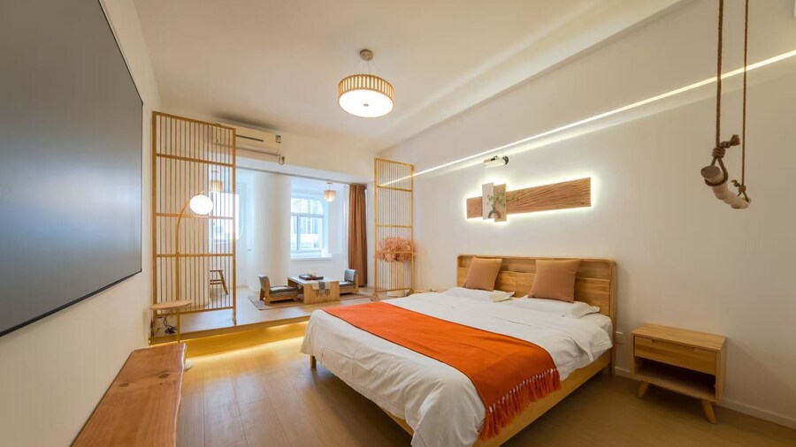 Xihe Light Luxury Self-service Apartment