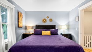 3 habitaciones, escritorio, tabla de planchar con plancha y wifi gratis 