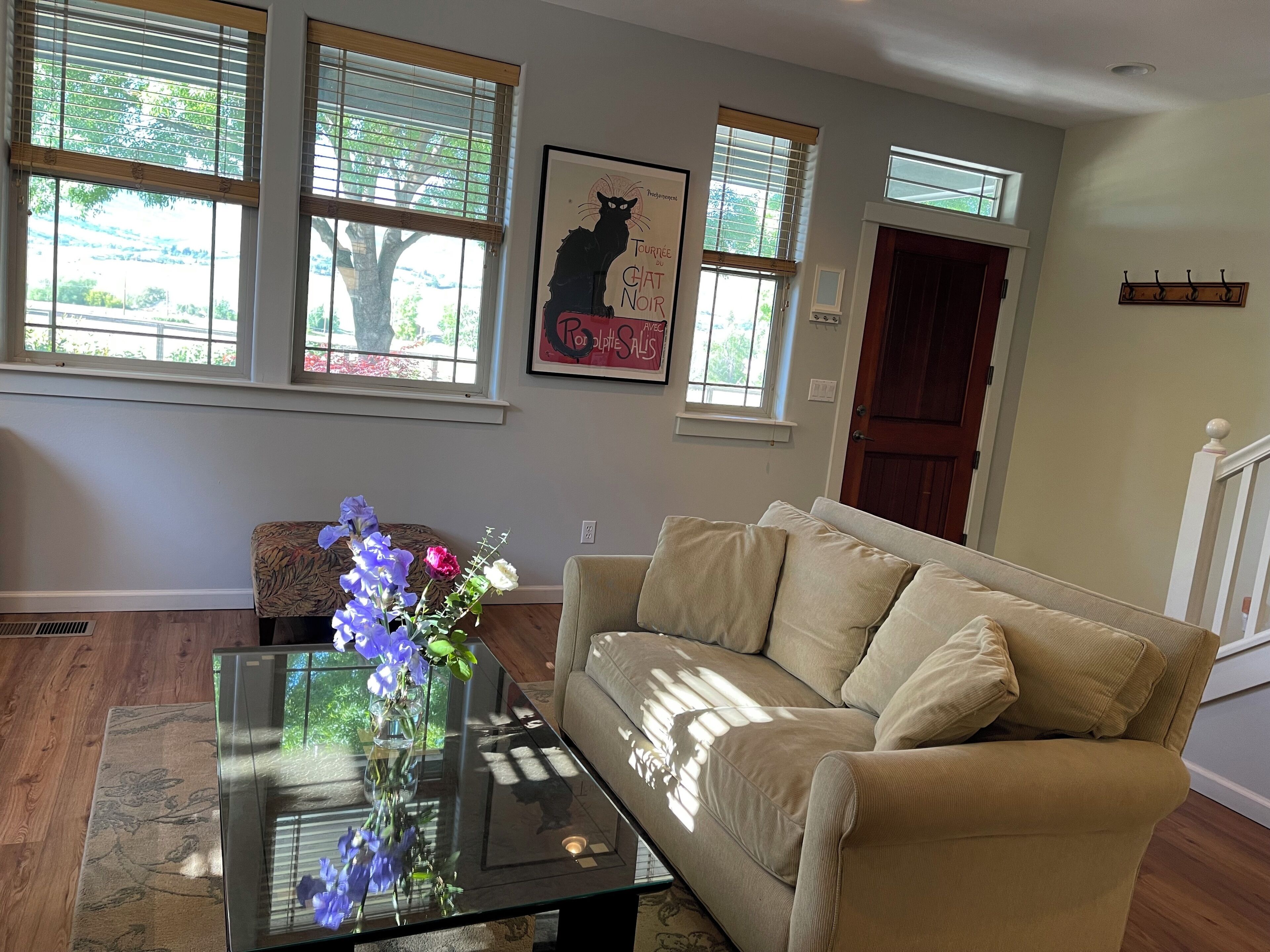 Comfort And Calm In Ashland - Ashland, OR