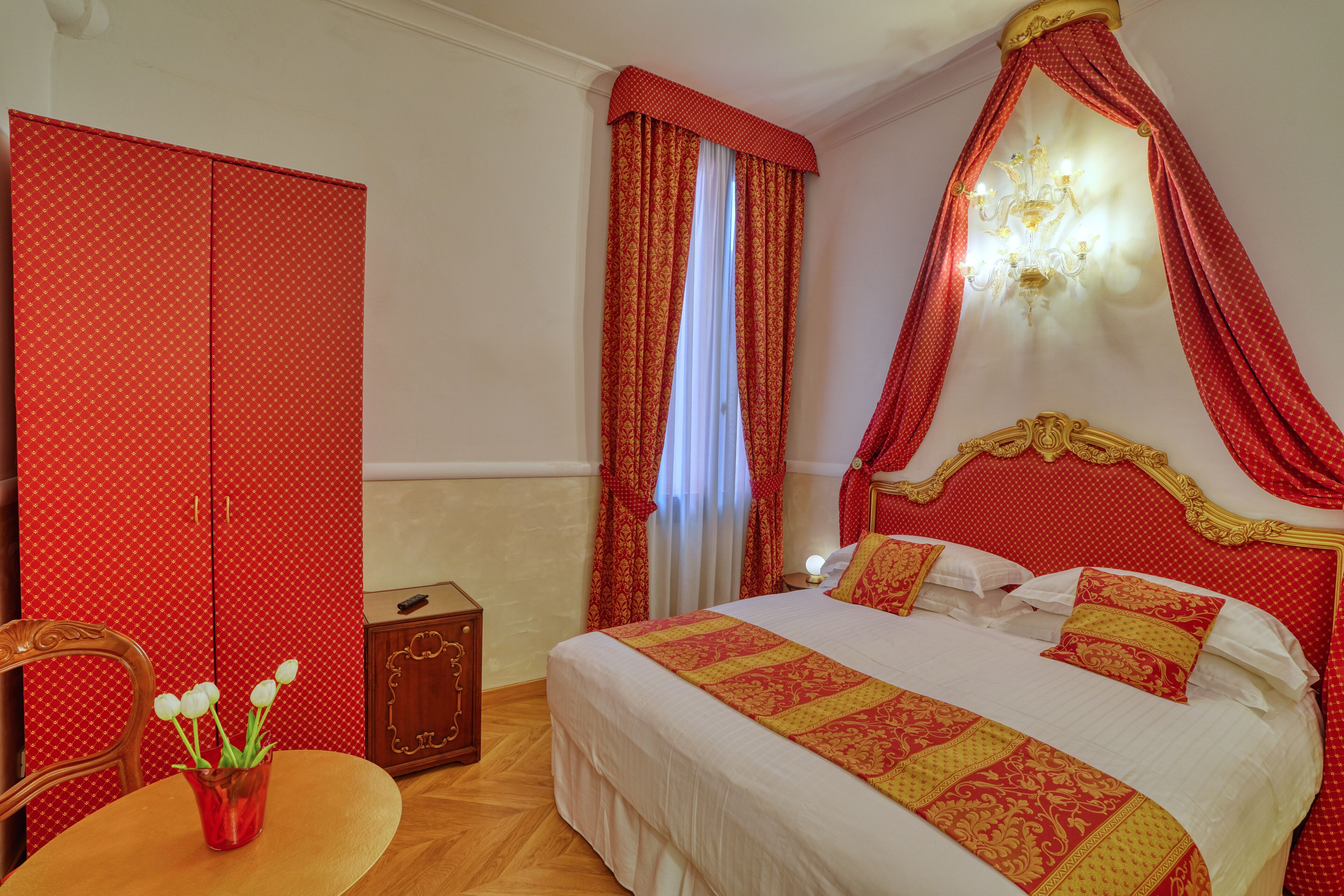 Comfort Double Room, 1 Double Bed | Down comforters, minibar, in-room safe, blackout drapes