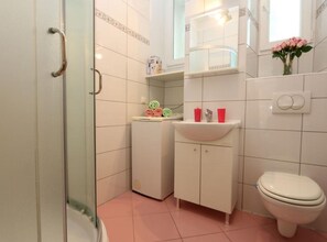 Apartment (Two Bedroom Apartment) | Bathroom - City Apartments Iva Krimeja Rijeka (Rijeka)