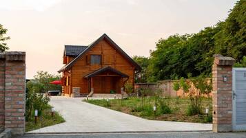 Villa (Four bedroom villa) | Esterni