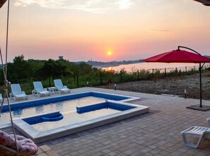 Villa (Four bedroom villa) | Outdoor pool